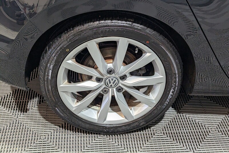 Volkswagen Golf SV 1.4 TSI BlueMotion Tech ACT GT MPV 5dr Petrol Manual Euro 6 (s/s) (150 ps) - U219