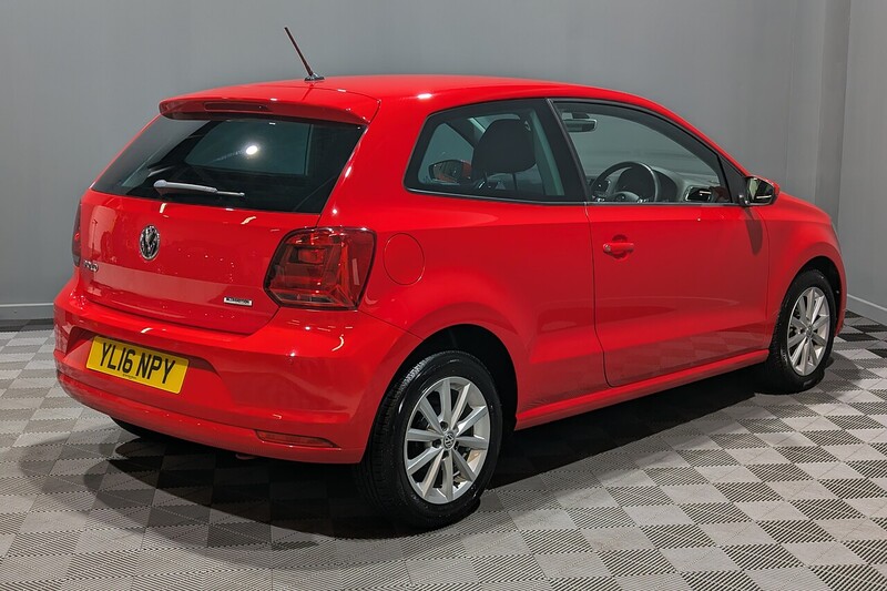 Volkswagen Polo 1.0 BlueMotion Tech Match Hatchback 3dr Petrol Manual Euro 6 (s/s) (60 ps) - U220