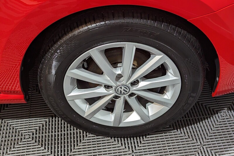 Volkswagen Polo 1.0 BlueMotion Tech Match Hatchback 3dr Petrol Manual Euro 6 (s/s) (60 ps) - U220