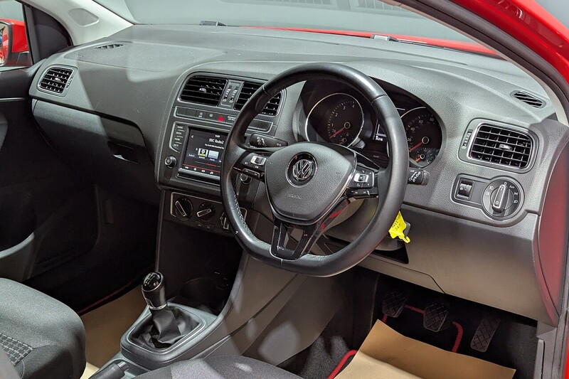 Volkswagen Polo 1.0 BlueMotion Tech Match Hatchback 3dr Petrol Manual Euro 6 (s/s) (60 ps) - U220