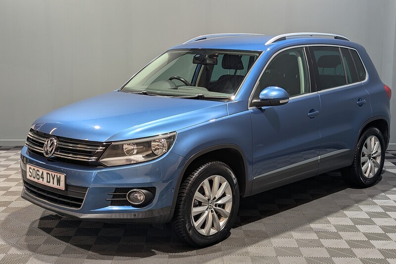 Volkswagen Tiguan 2.0 TDI BlueMotion Tech Match SUV 5dr Diesel Manual 4WD Euro 5 (s/s) (140 ps) - U222