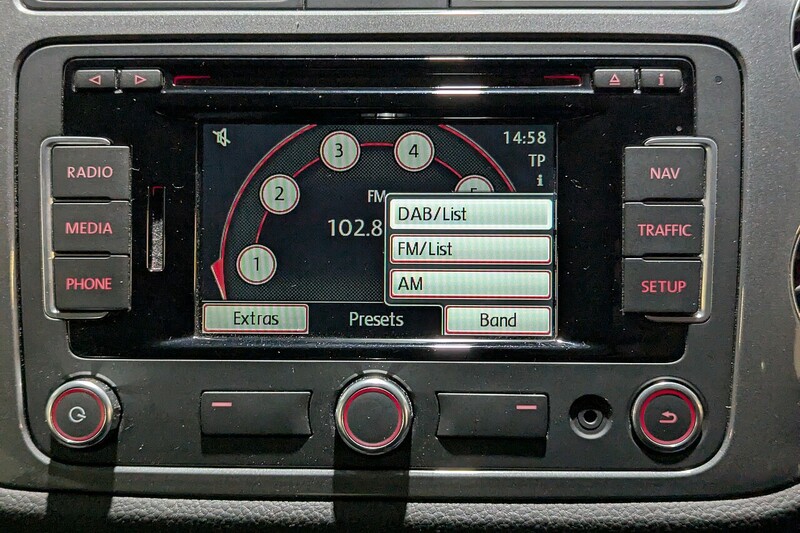 Volkswagen Tiguan 2.0 TDI BlueMotion Tech Match SUV 5dr Diesel Manual 4WD Euro 5 (s/s) (140 ps) - U222