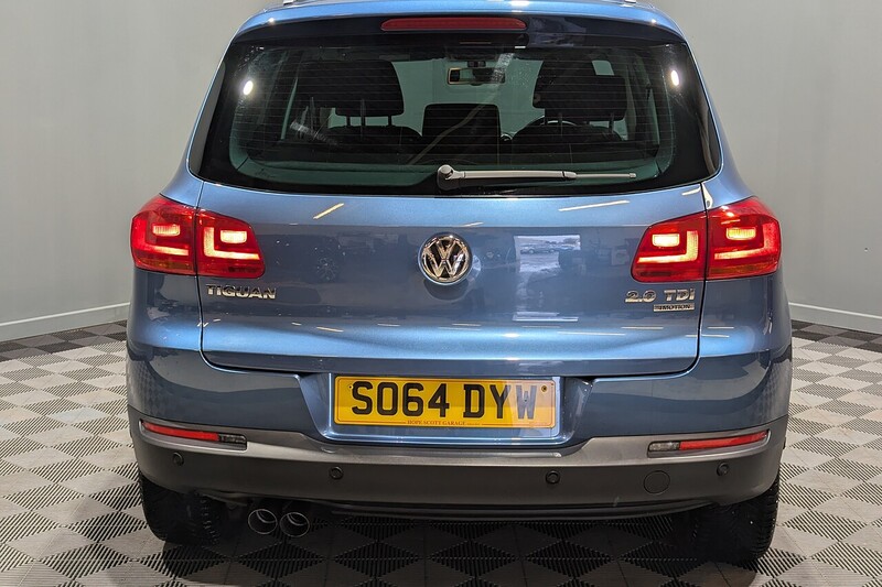 Volkswagen Tiguan 2.0 TDI BlueMotion Tech Match SUV 5dr Diesel Manual 4WD Euro 5 (s/s) (140 ps) - U222