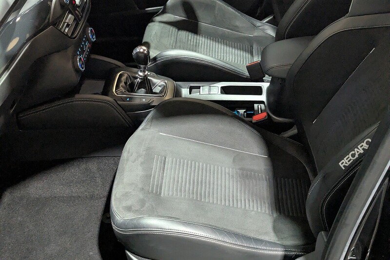 Ford Focus 2.0 EcoBlue ST Hatchback 5dr Diesel Manual Euro 6 (s/s) (190 ps) - U223