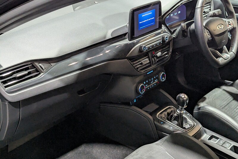 Ford Focus 2.0 EcoBlue ST Hatchback 5dr Diesel Manual Euro 6 (s/s) (190 ps) - U223