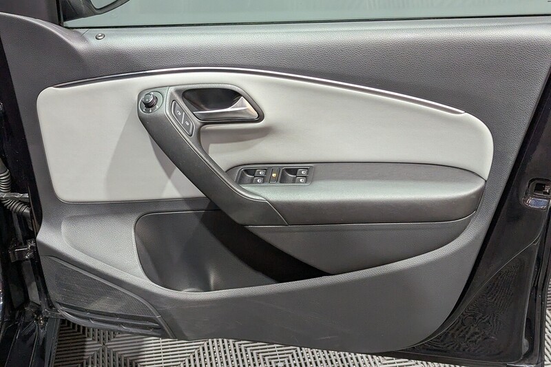 Volkswagen Polo 1.4 TSI BlueMotion Tech ACT BlueGT Hatchback 5dr Petrol Manual Euro 6 (s/s) (150 ps) - U231