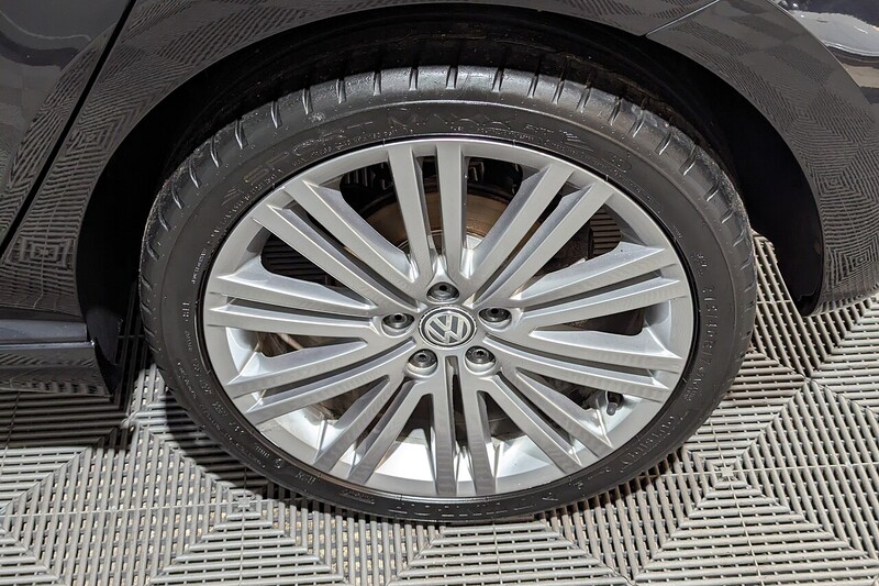 Volkswagen Polo 1.4 TSI BlueMotion Tech ACT BlueGT Hatchback 5dr Petrol Manual Euro 6 (s/s) (150 ps) - U231