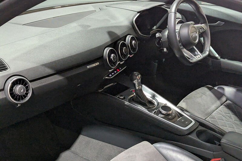 Audi TT 2.0 TFSI 45 S line Coupe 3dr Petrol S Tronic Euro 6 (s/s) (245 ps) - U236