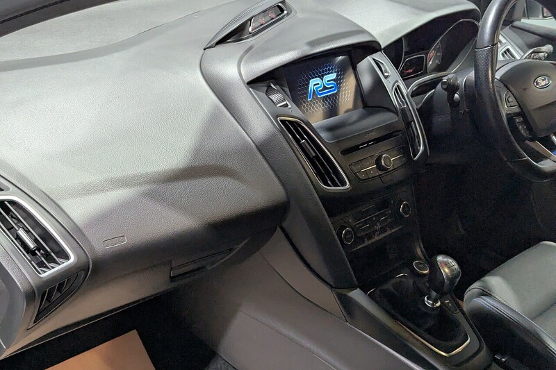 Ford Focus T EcoBoost RS - U239