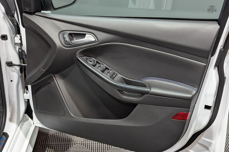 Ford Focus T EcoBoost RS - U239