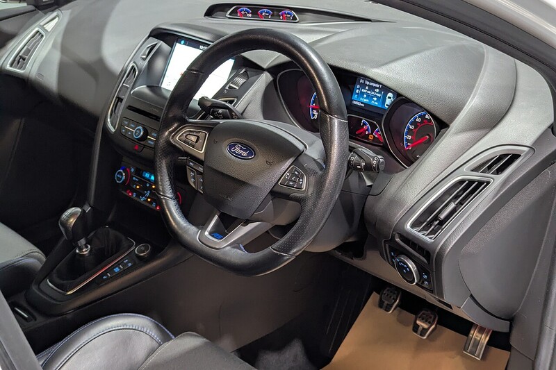 Ford Focus T EcoBoost RS - U239