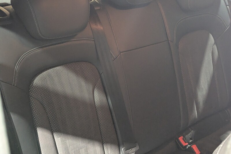 Audi Q3 2.0 TDI S line Plus SUV 5dr Diesel Manual quattro Euro 5 (s/s) (140 ps) - U242