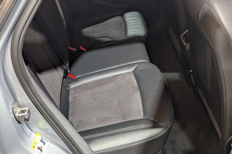 Audi Q3 2.0 TDI S line Plus SUV 5dr Diesel Manual quattro Euro 5 (s/s) (140 ps) - U242