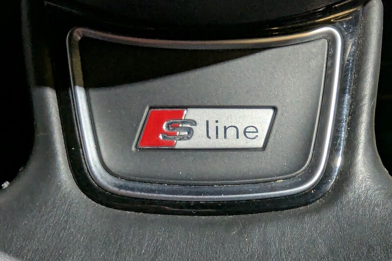 Audi Q3 2.0 TDI S line Plus SUV 5dr Diesel Manual quattro Euro 5 (s/s) (140 ps) - U242