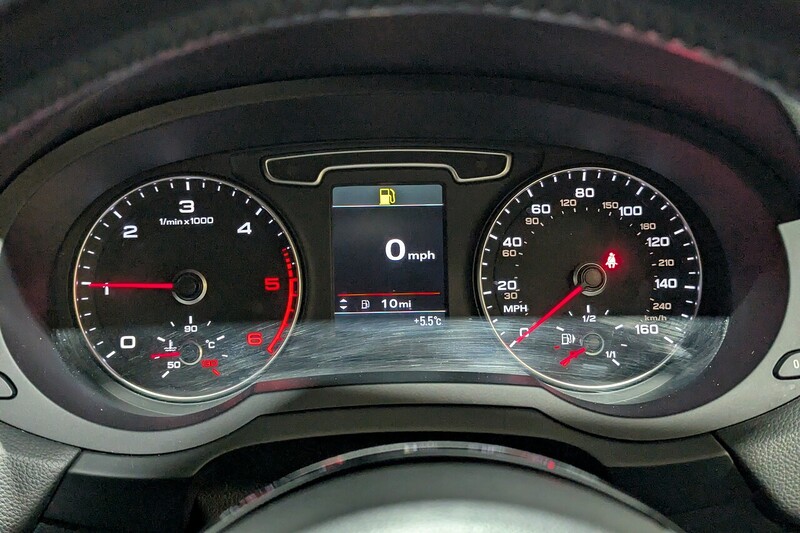 Audi Q3 2.0 TDI S line Plus SUV 5dr Diesel Manual quattro Euro 5 (s/s) (140 ps) - U242