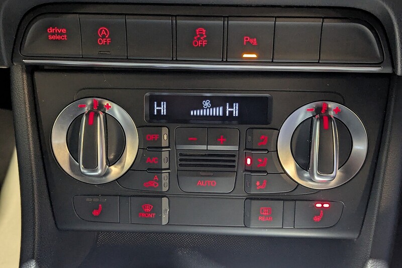 Audi Q3 2.0 TDI S line Plus SUV 5dr Diesel Manual quattro Euro 5 (s/s) (140 ps) - U242