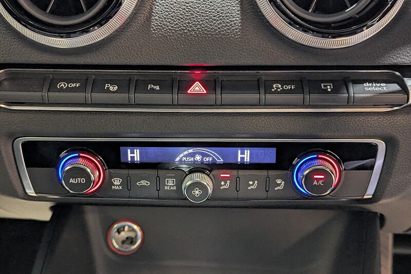 Audi A3 1.4 TFSI CoD Sport Hatchback 3dr Petrol S Tronic Euro 6 (s/s) (140 ps) - U243