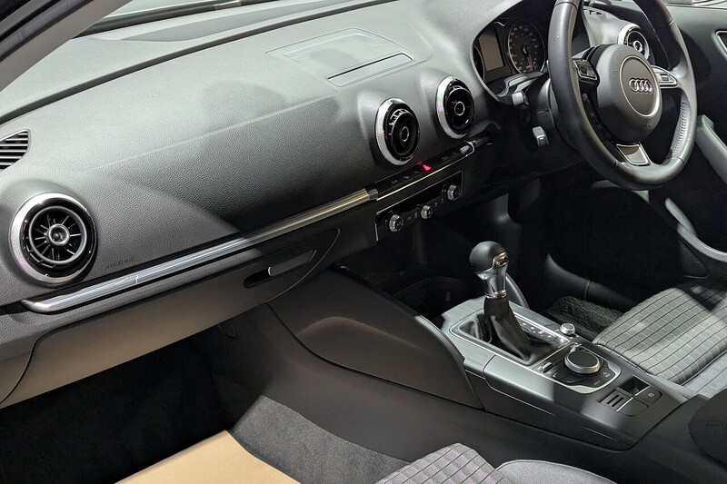 Audi A3 1.4 TFSI CoD Sport Hatchback 3dr Petrol S Tronic Euro 6 (s/s) (140 ps) - U243