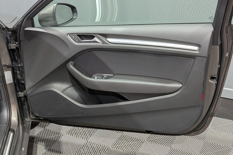 Audi A3 1.4 TFSI CoD Sport Hatchback 3dr Petrol S Tronic Euro 6 (s/s) (140 ps) - U243