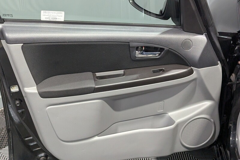 Suzuki SX4 2.0 DDiS SZ5 SUV 5dr Diesel Manual 4Grip Euro 5 (135 ps) - U268