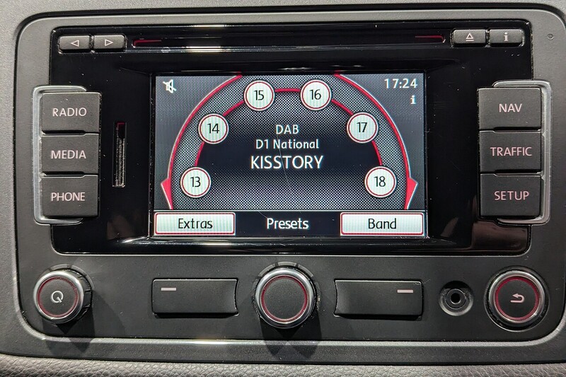 Volkswagen Tiguan 2.0 TDI BlueMotion Tech Match SUV 5dr Diesel Manual 2WD Euro 5 (s/s) (140 ps) - U269