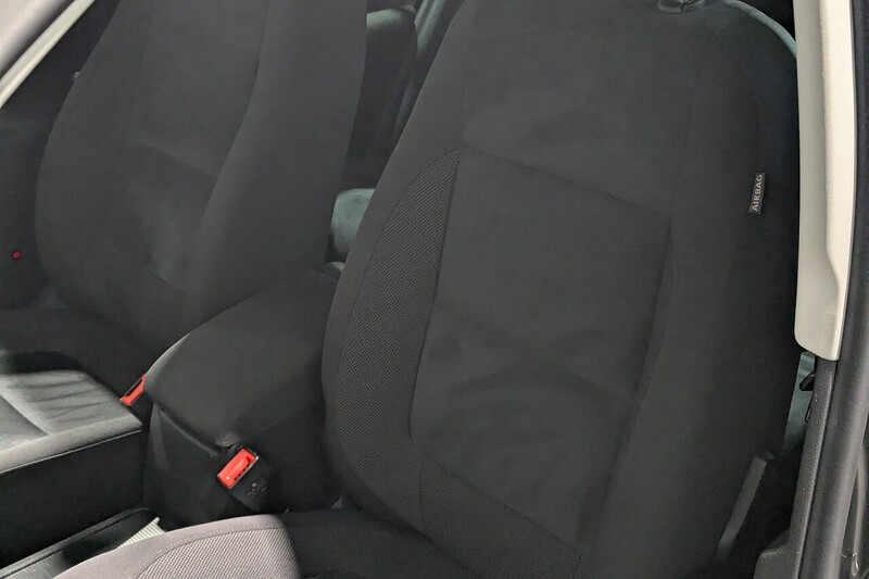 Volkswagen Tiguan 2.0 TDI BlueMotion Tech Match SUV 5dr Diesel Manual 2WD Euro 5 (s/s) (140 ps) - U269