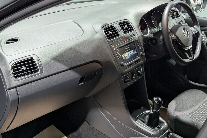 Volkswagen Polo 1.2 TSI BlueMotion Tech SE Hatchback 5dr Petrol Manual Euro 6 (s/s) (90 ps) - U279