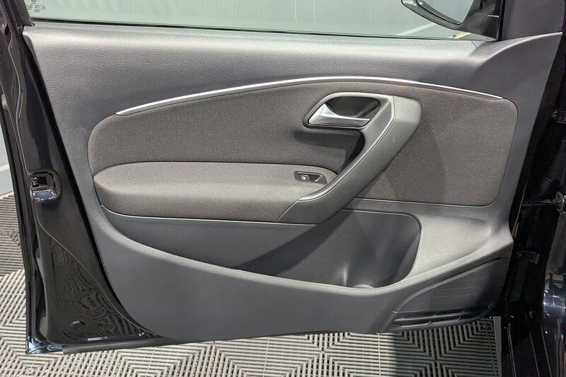 Volkswagen Polo 1.2 TSI BlueMotion Tech SE Hatchback 5dr Petrol Manual Euro 6 (s/s) (90 ps) - U279