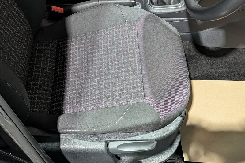 Volkswagen Polo 1.2 TSI BlueMotion Tech SE Hatchback 5dr Petrol Manual Euro 6 (s/s) (90 ps) - U279