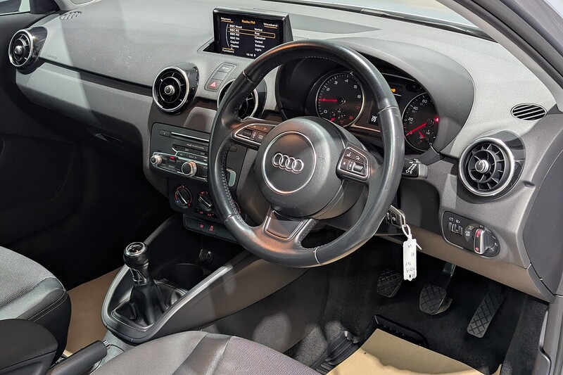 Audi A1 1.0 TFSI Sport Hatchback 3dr Petrol Manual Euro 6 (s/s) (95 ps) - U292