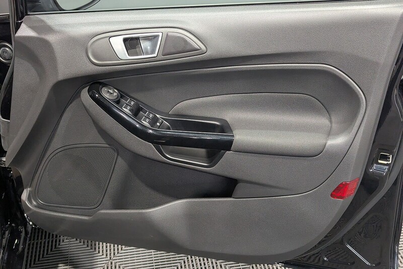 Ford Fiesta 1.5 TDCi Titanium X Hatchback 5dr Diesel Manual Euro 6 (95 ps) - U294