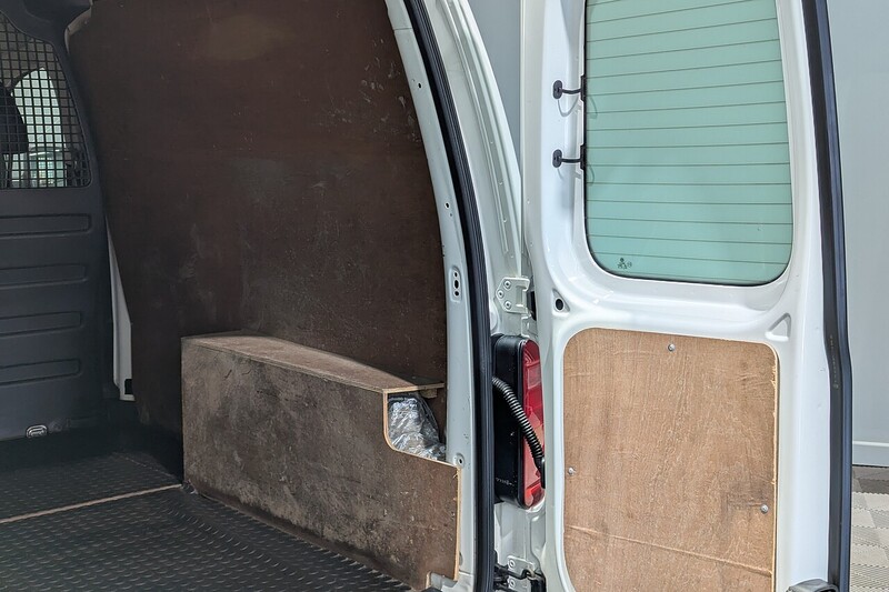 Volkswagen Caddy 2.0 TDI C20 Startline Panel Van 5dr Diesel Manual SWB Euro 6 (s/s) (102 ps) - U298