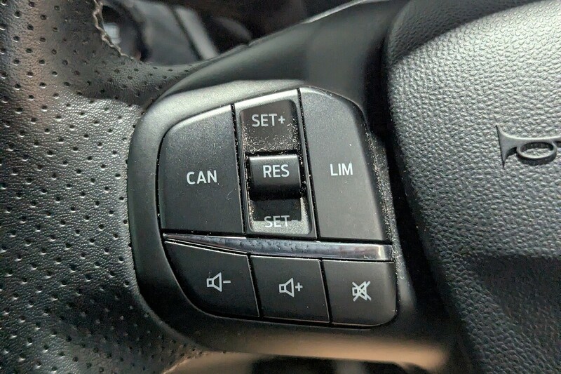 Ford Fiesta 1.0T EcoBoost ST-Line Hatchback 3dr Petrol Manual Euro 6 (s/s) (125 ps) - U305