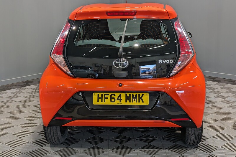 Toyota AYGO 1.0 VVT-i x-cite Hatchback 5dr Petrol Manual Euro 5 Euro 5 (68 ps) - U306