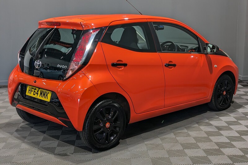 Toyota AYGO 1.0 VVT-i x-cite Hatchback 5dr Petrol Manual Euro 5 Euro 5 (68 ps) - U306
