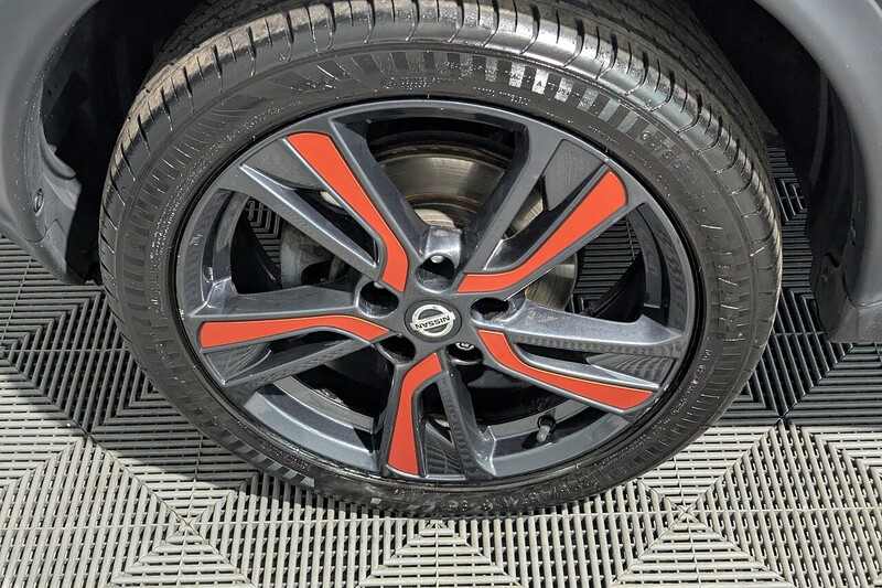 Nissan Juke 1.6 Tekna SUV 5dr Petrol Manual Euro 6 (112 ps) - U307