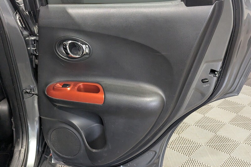 Nissan Juke 1.6 Tekna SUV 5dr Petrol Manual Euro 6 (112 ps) - U307