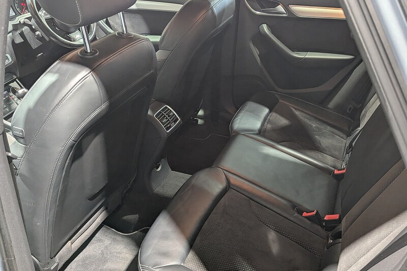 Audi Q3 2.0 TDI S line Plus SUV 5dr Diesel S Tronic quattro Euro 6 (s/s) (184 ps) - U308