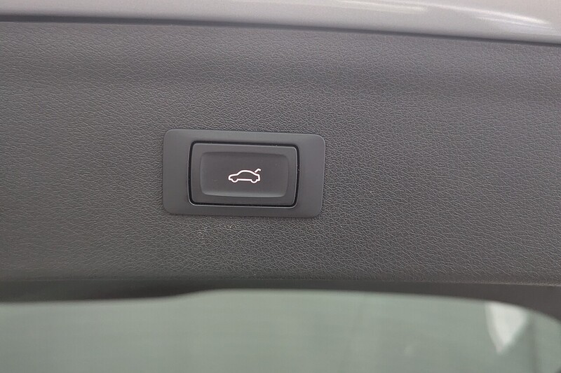 Audi Q3 2.0 TDI S line Plus SUV 5dr Diesel S Tronic quattro Euro 6 (s/s) (184 ps) - U308