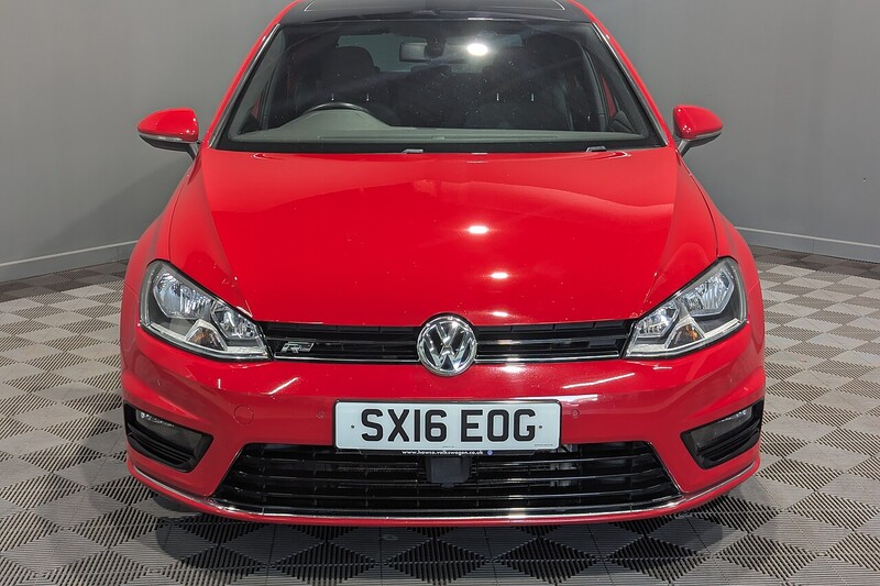 Volkswagen Golf 2.0 TDI BlueMotion Tech R-Line Edition Hatchback 5dr Diesel Manual Euro 6 (s/s) (150 ps) - U314