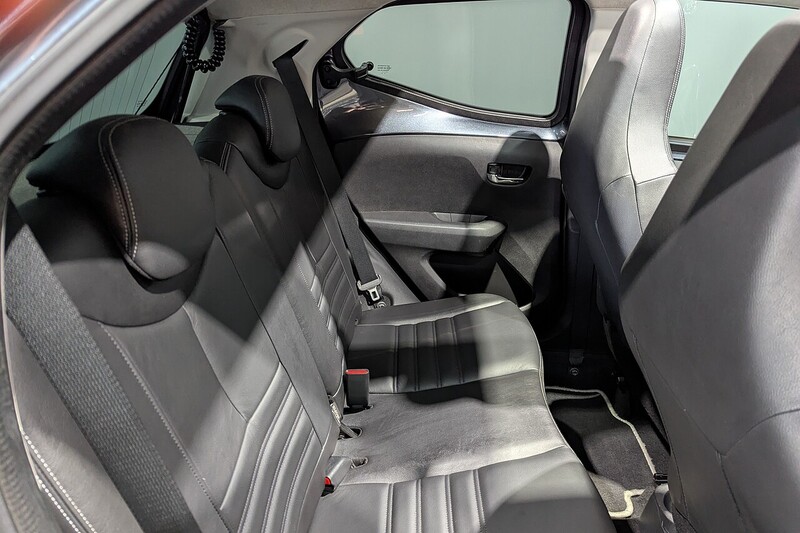 Toyota AYGO 1.0 VVT-i x-clusiv 2 x-wave 5dr Petrol Manual Euro 6 (68 ps) - U317
