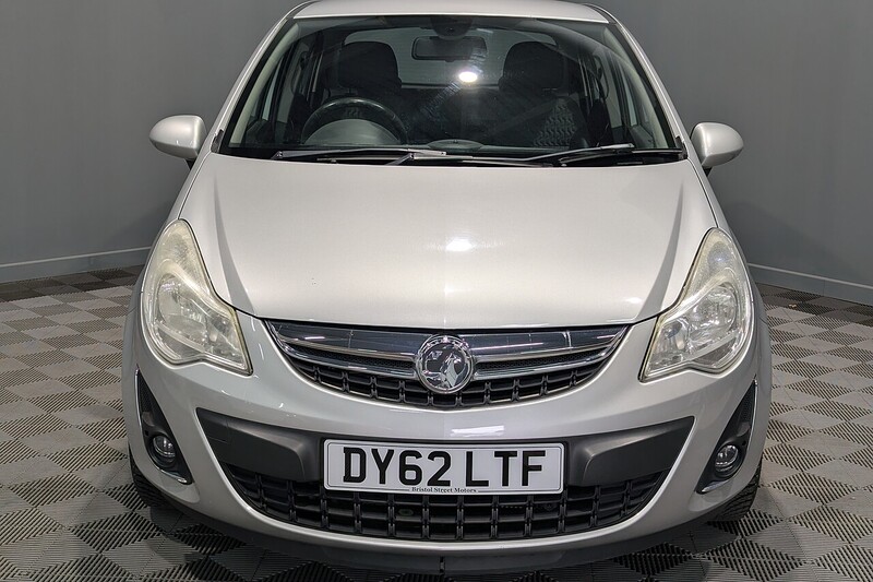 Vauxhall Corsa 1.4 16V SE Hatchback 5dr Petrol Manual Wide Ratio Euro 5 (100 ps) - U318