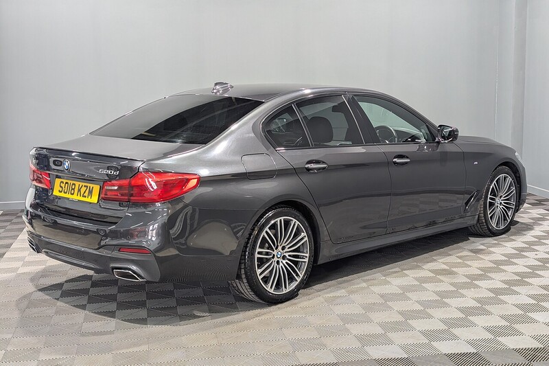 BMW 5 Series 2.0 520d M Sport Saloon 4dr Diesel Auto xDrive Euro 6 (s/s) (190 ps) - U319