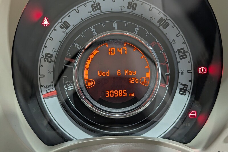 Fiat 500 Lounge Hatchback 1.2 Manual Petrol - U320
