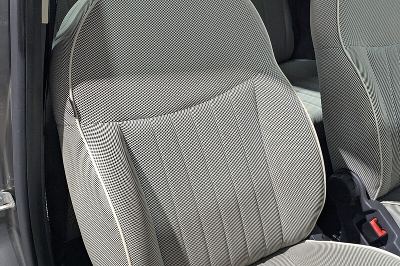 Fiat 500 Lounge Hatchback 1.2 Manual Petrol - U320