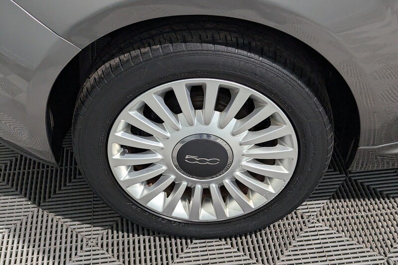 Fiat 500 Lounge Hatchback 1.2 Manual Petrol - U320