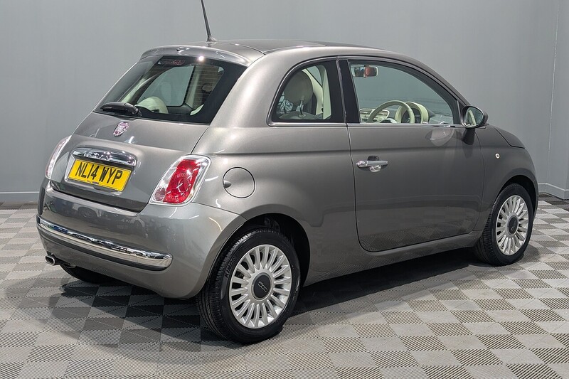 Fiat 500 Lounge Hatchback 1.2 Manual Petrol - U320