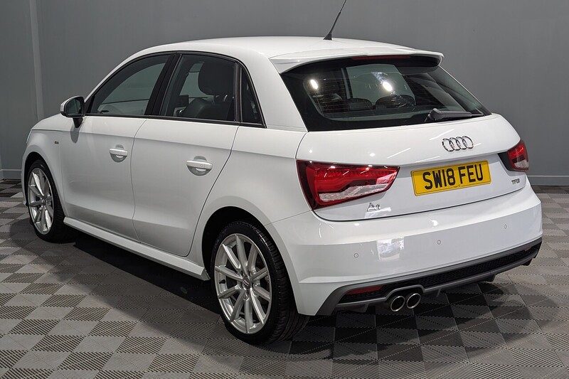 Audi A1 1.4 TFSI S line Sportback 5dr Petrol S Tronic Euro 6 (s/s) (Nav) (125 ps) - U323