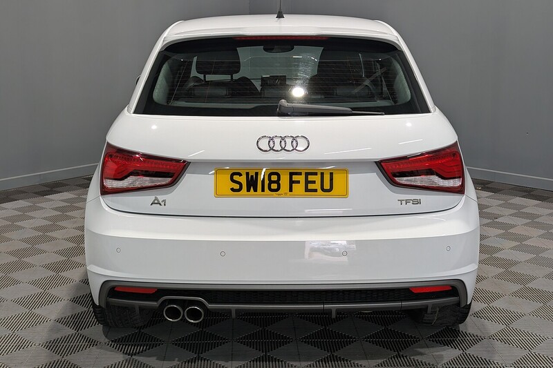 Audi A1 1.4 TFSI S line Sportback 5dr Petrol S Tronic Euro 6 (s/s) (Nav) (125 ps) - U323