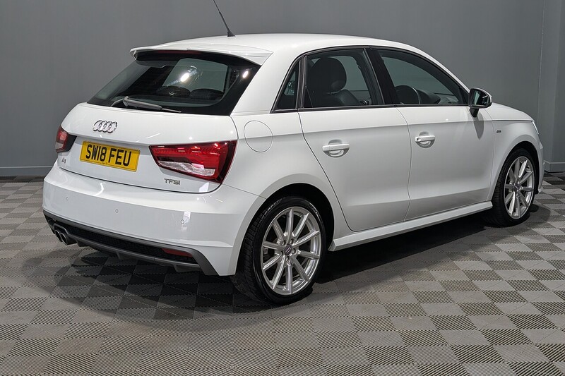Audi A1 1.4 TFSI S line Sportback 5dr Petrol S Tronic Euro 6 (s/s) (Nav) (125 ps) - U323
